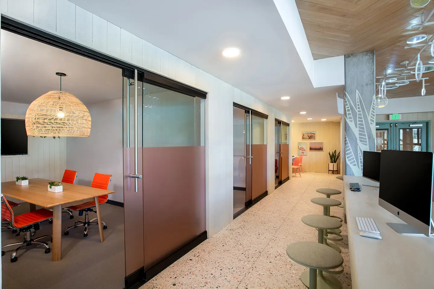 ōLiv Tucson's computer station setup for students